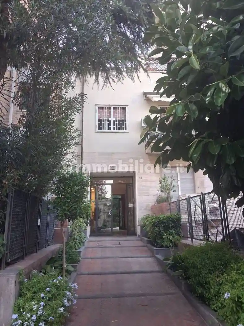 Appartamento in affitto a Napoli