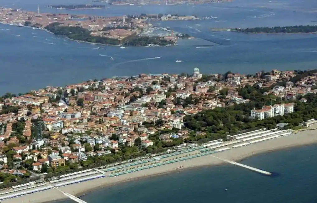 Palazzo - Edificio in vendita a Venezia