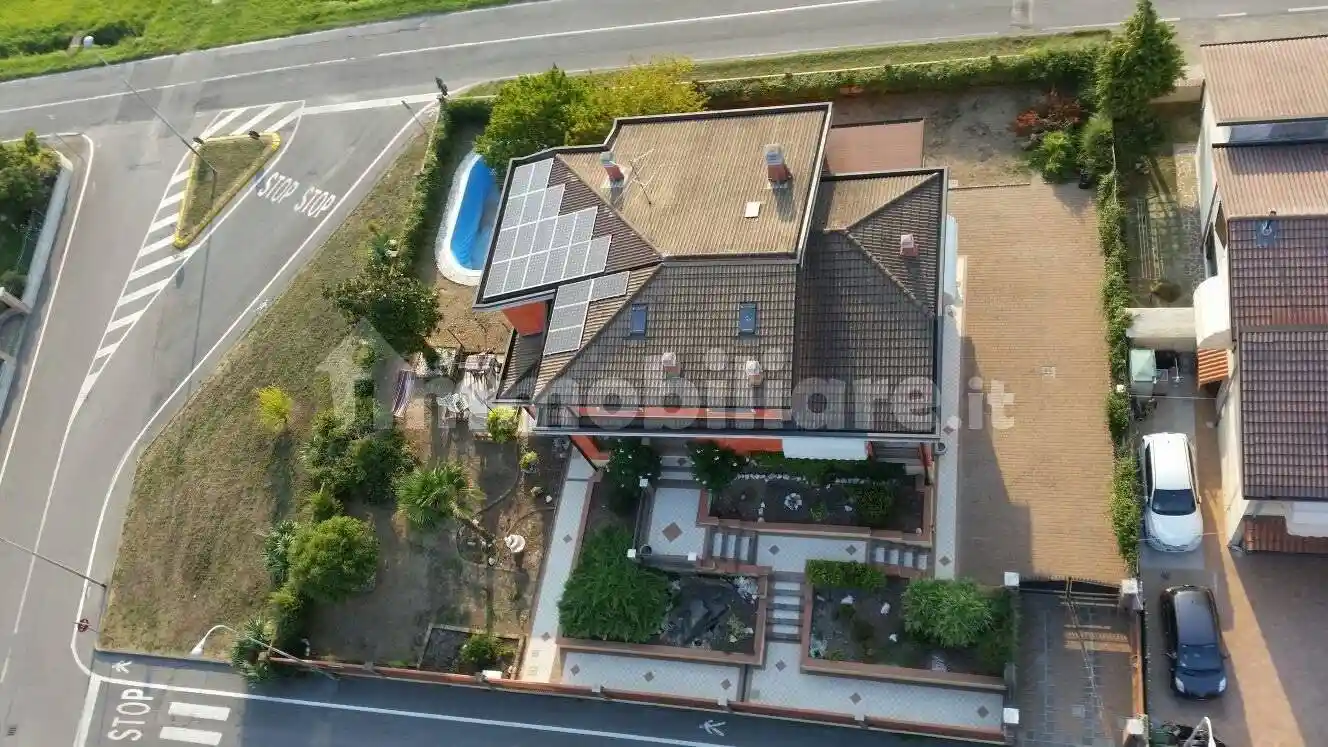 Villa in vendita a Ricengo
