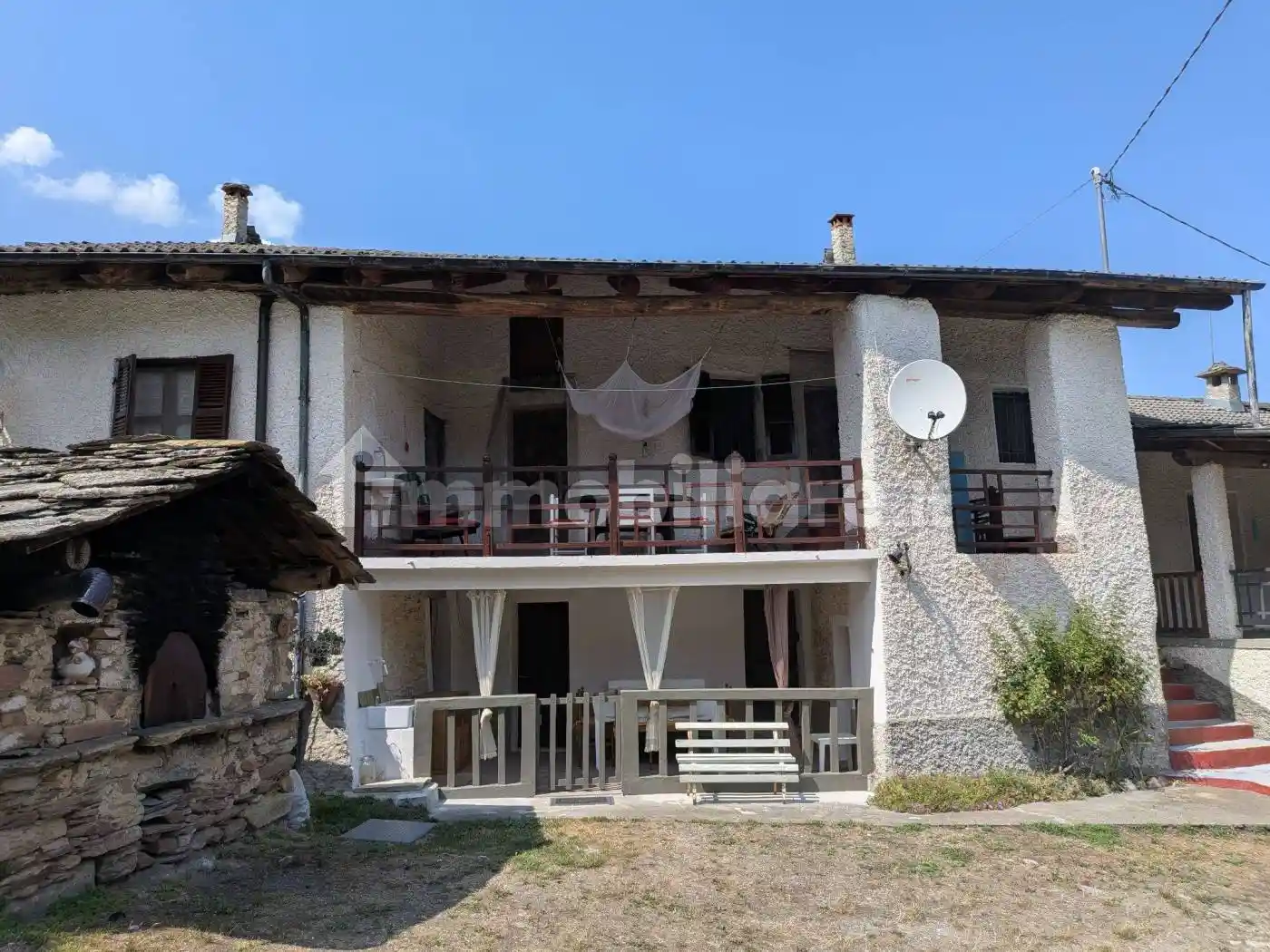 Palazzo - Edificio in vendita a Busca