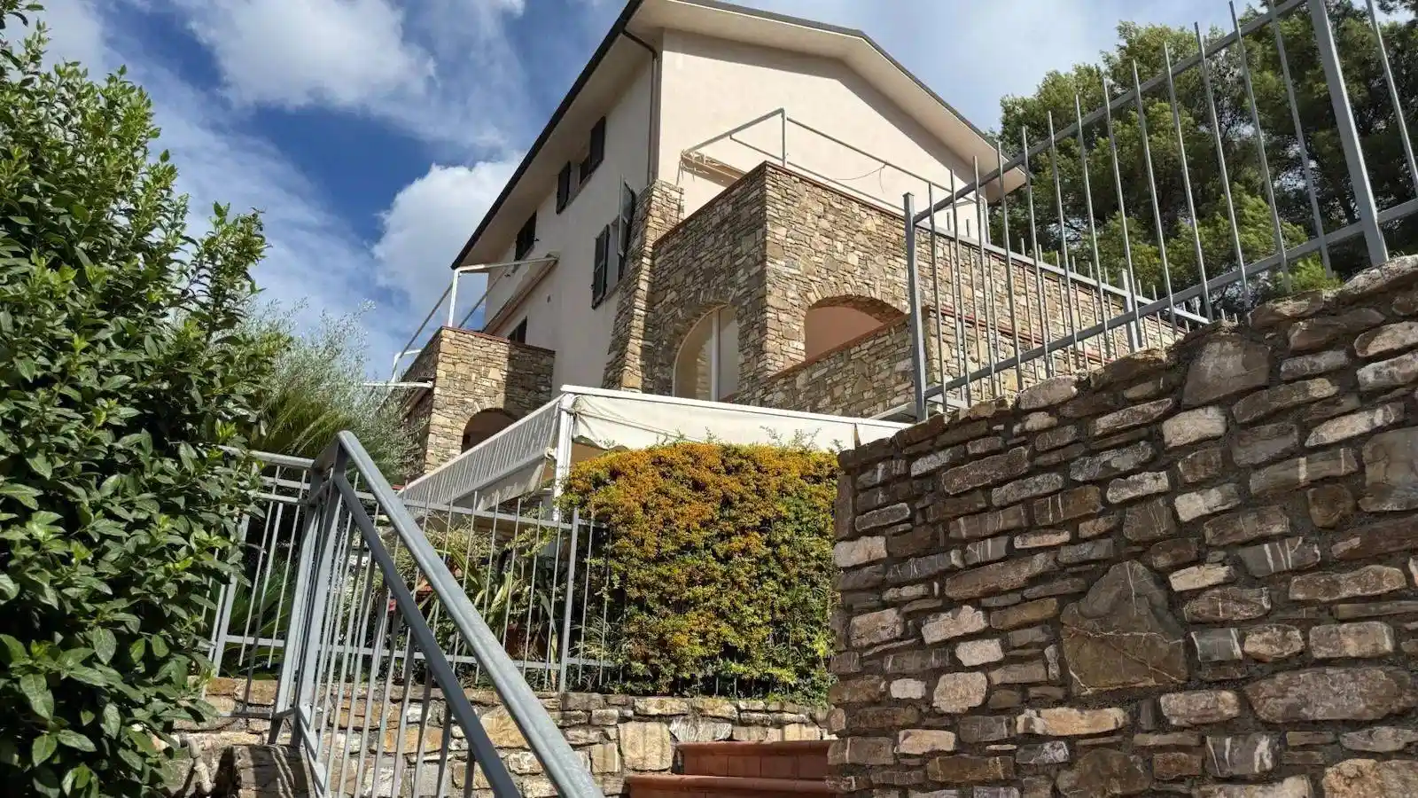 Villetta a schiera in vendita a Andora