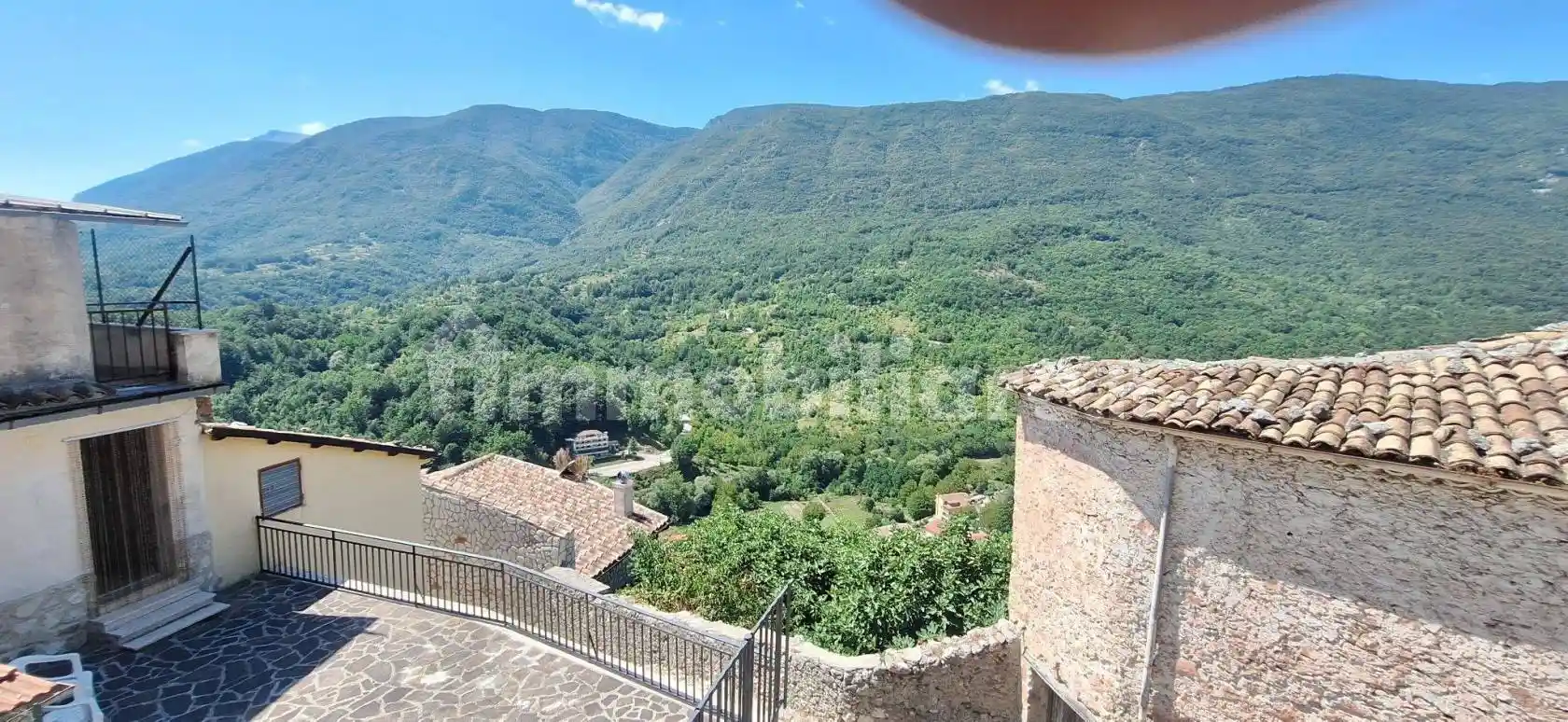 Casa indipendente in vendita a Capistrello
