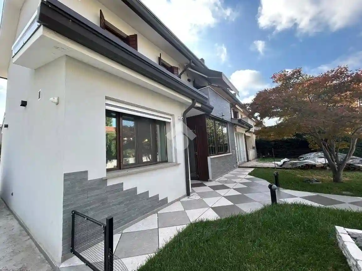 Villetta a schiera - foto 2