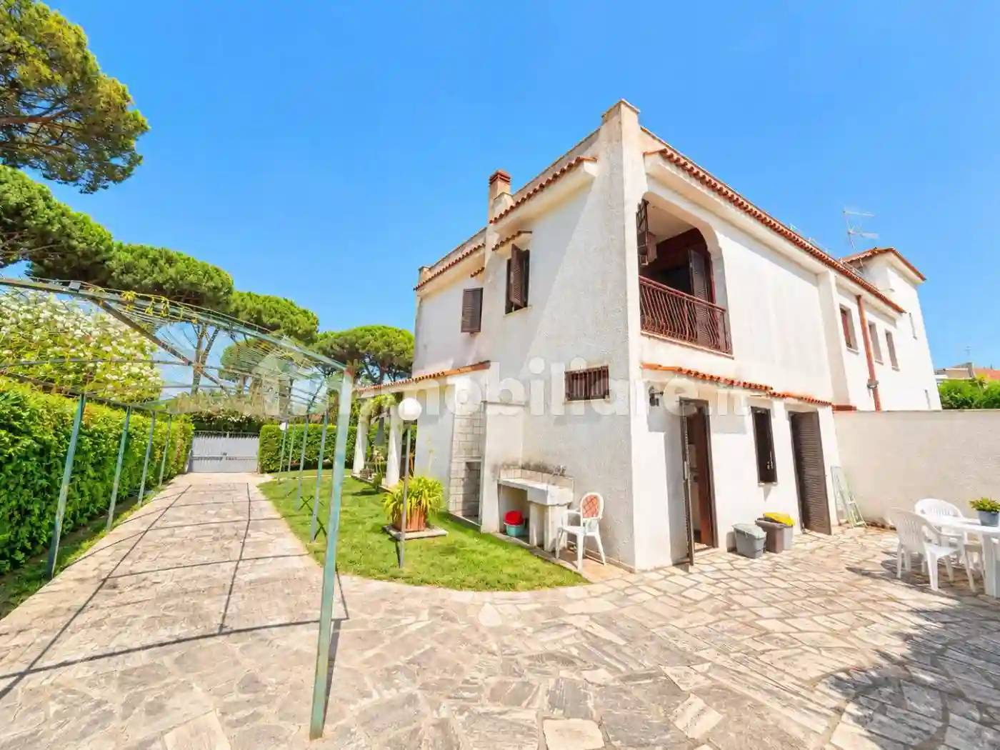 Villa - foto 2