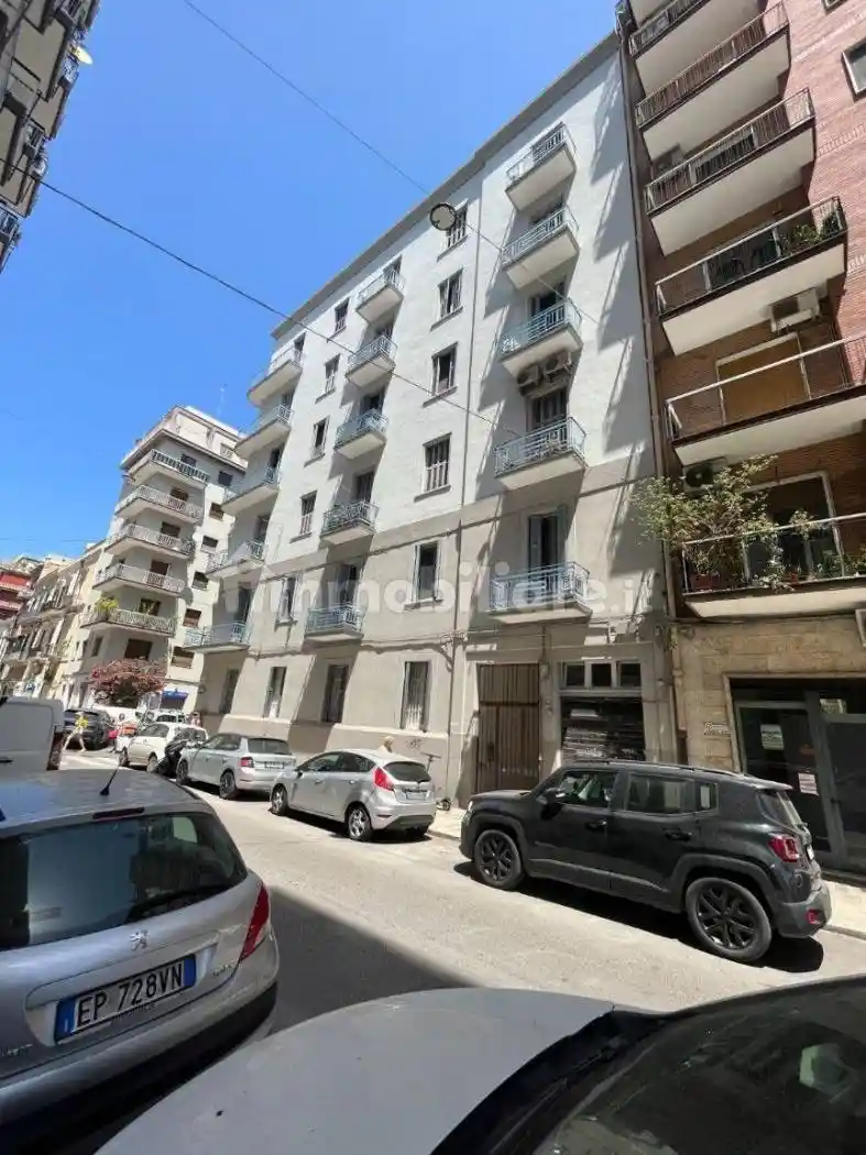Appartamento in vendita a Bari