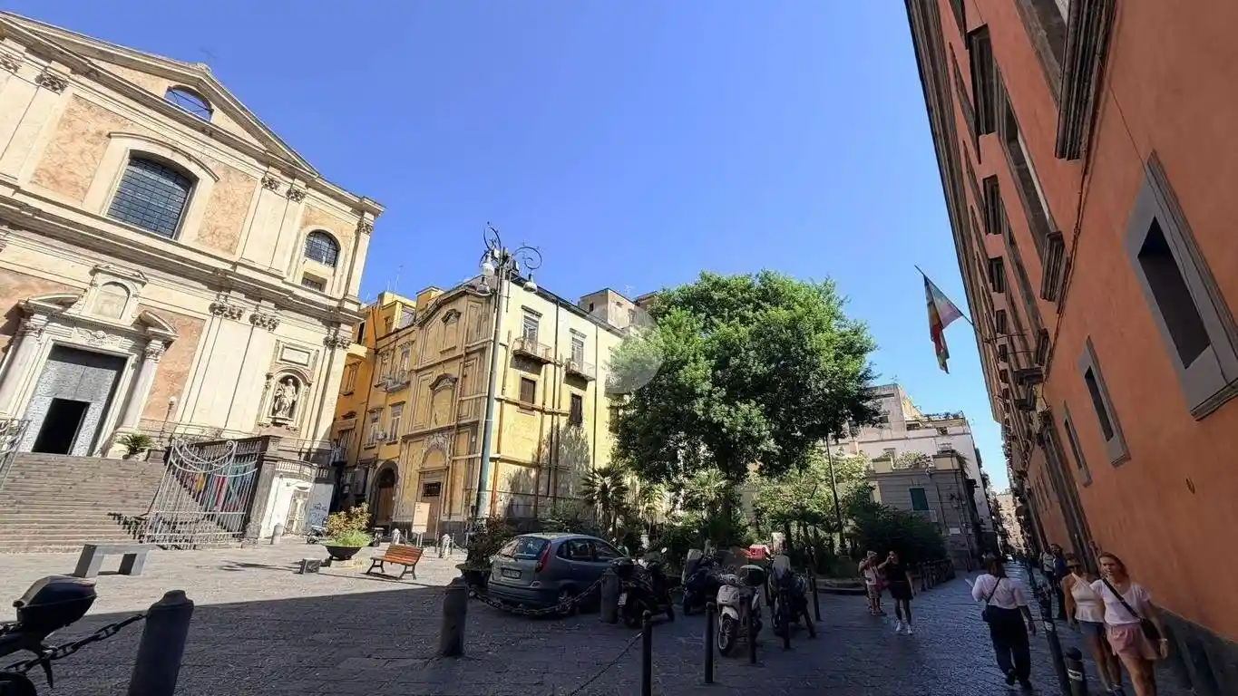Appartamento in vendita a Napoli