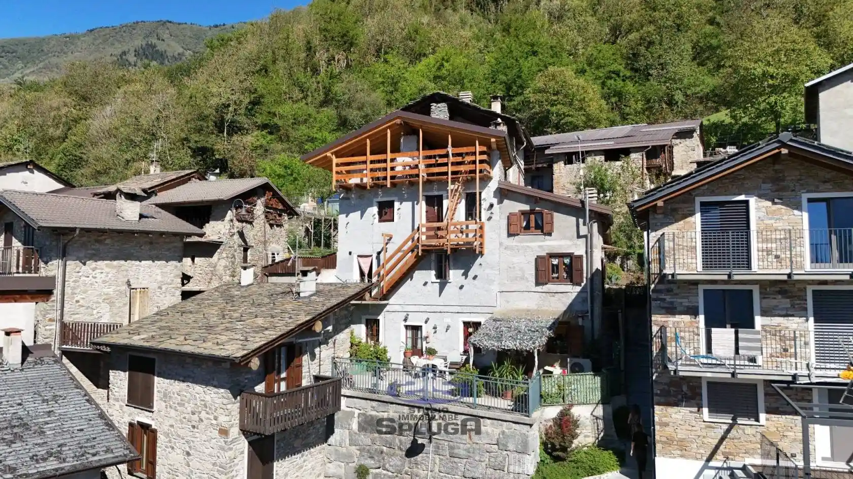 Villa in vendita a Buglio in Monte