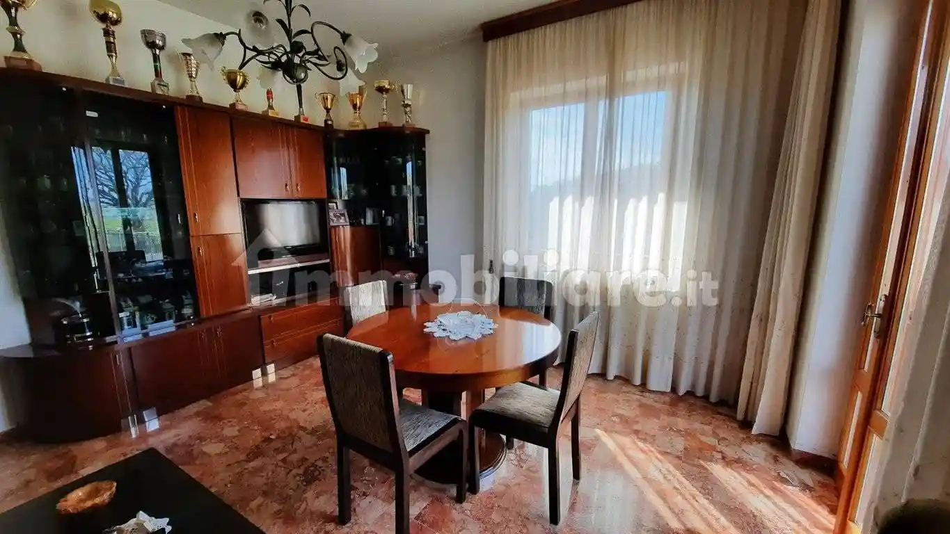 Casa indipendente in vendita a Asciano
