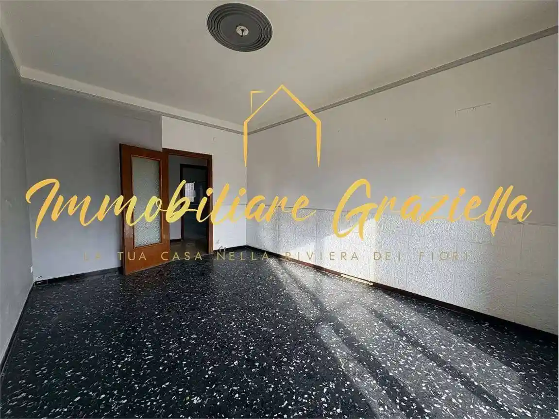 Appartamento in vendita a Vallecrosia