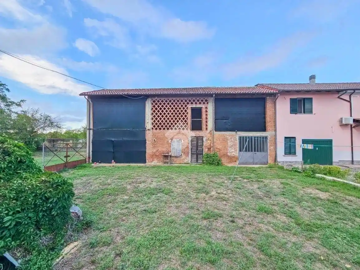 Rustico - Casale in vendita a Alessandria