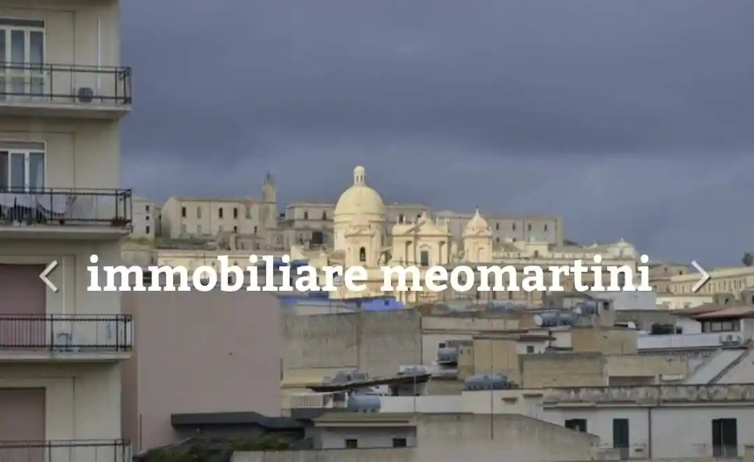 Palazzo - Edificio in vendita a Noto