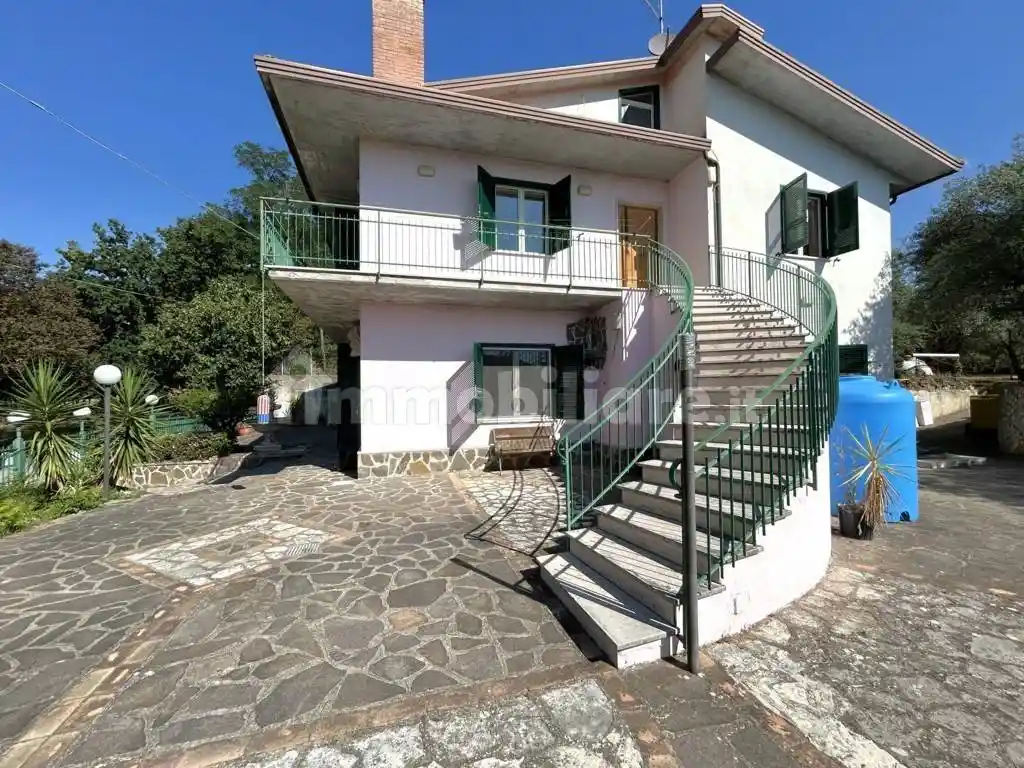 Villa in vendita a Mirabella Eclano