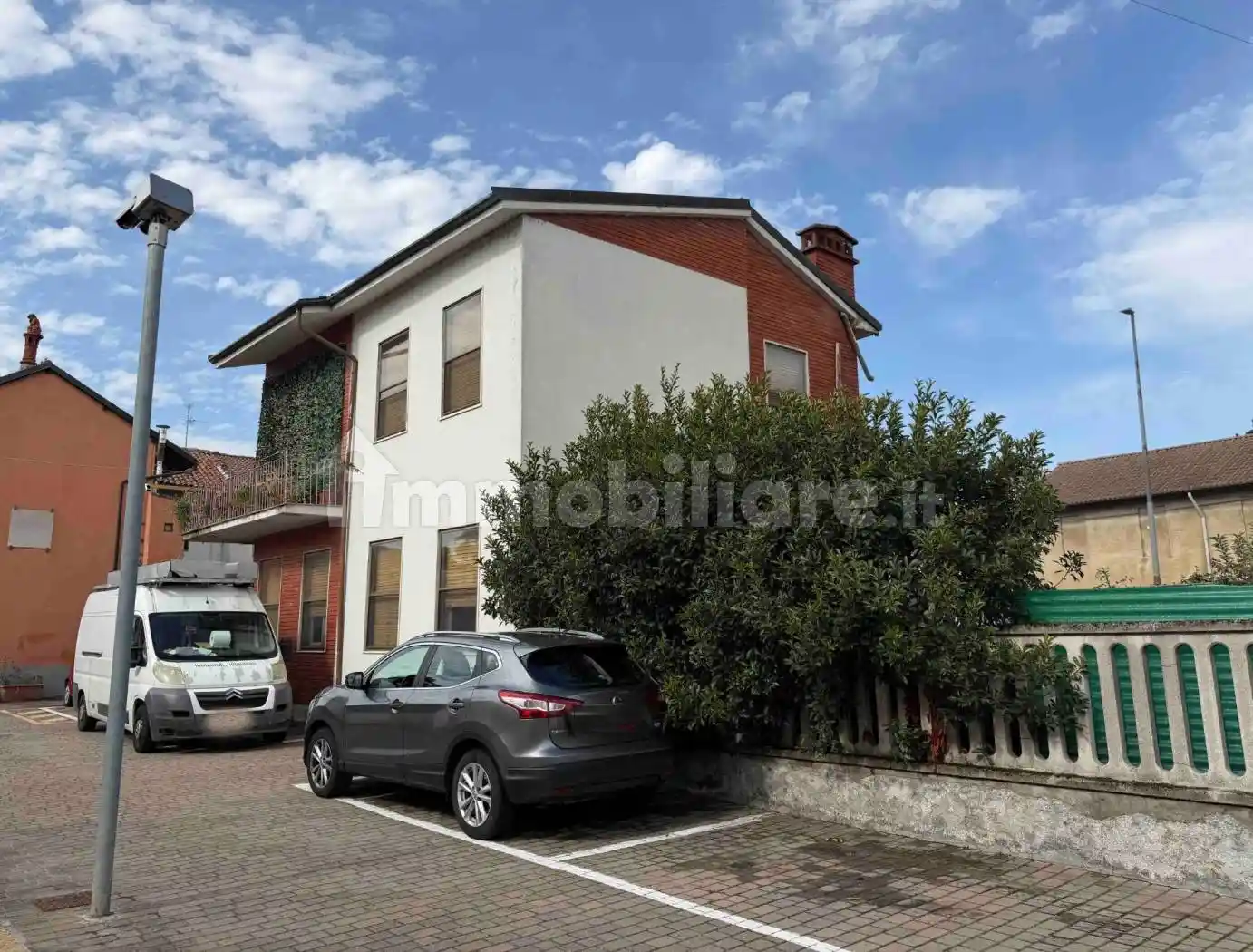 Casa indipendente in vendita a Albonese