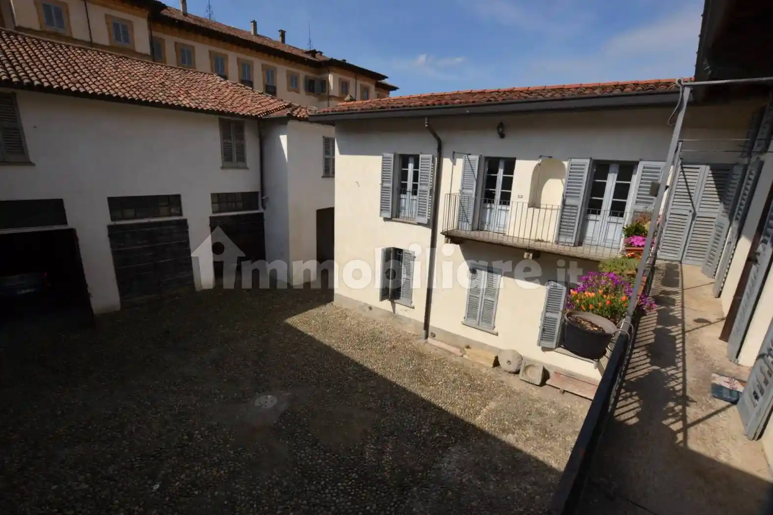 Appartamento in affitto a Merate