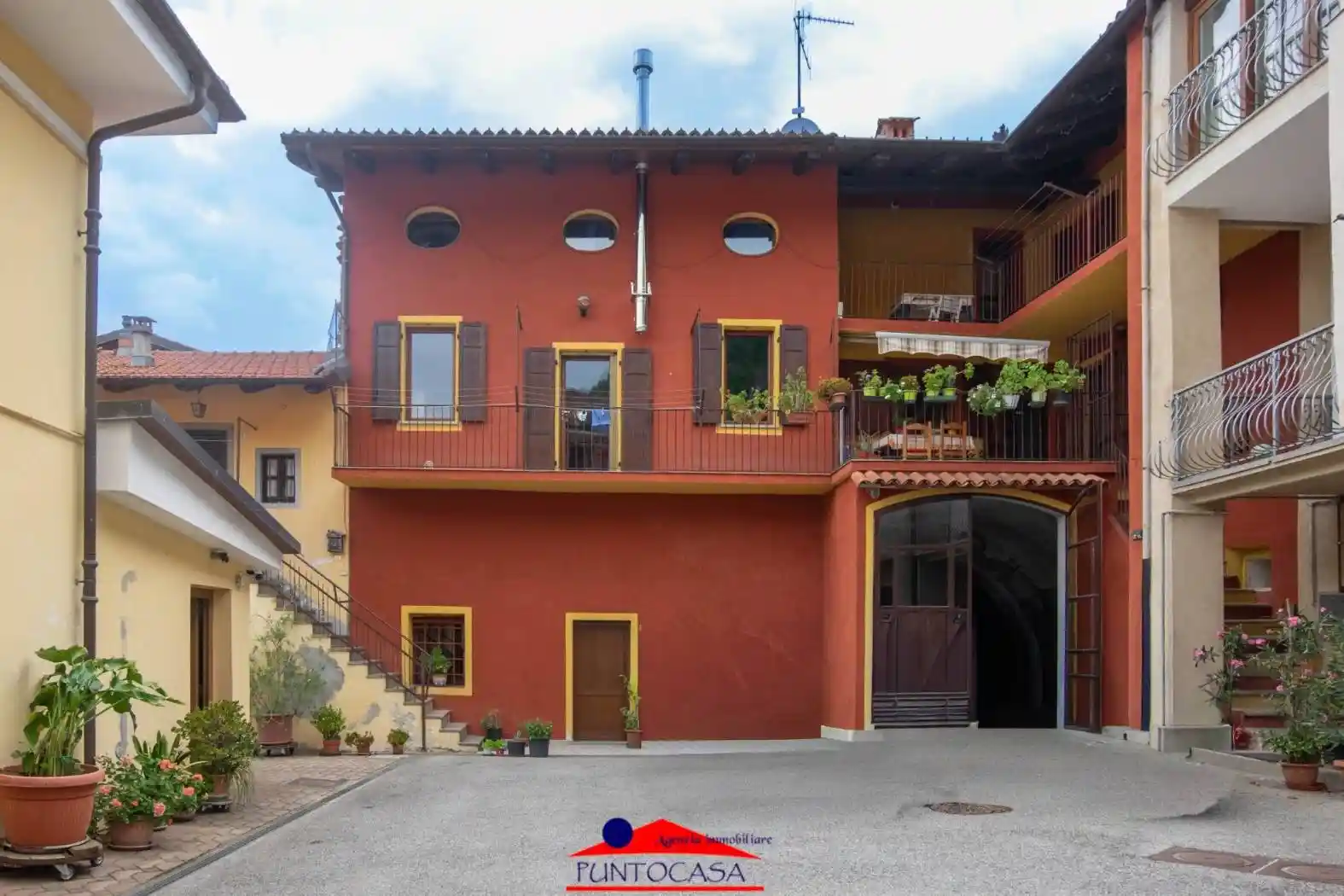 Casa indipendente in vendita a Rossana