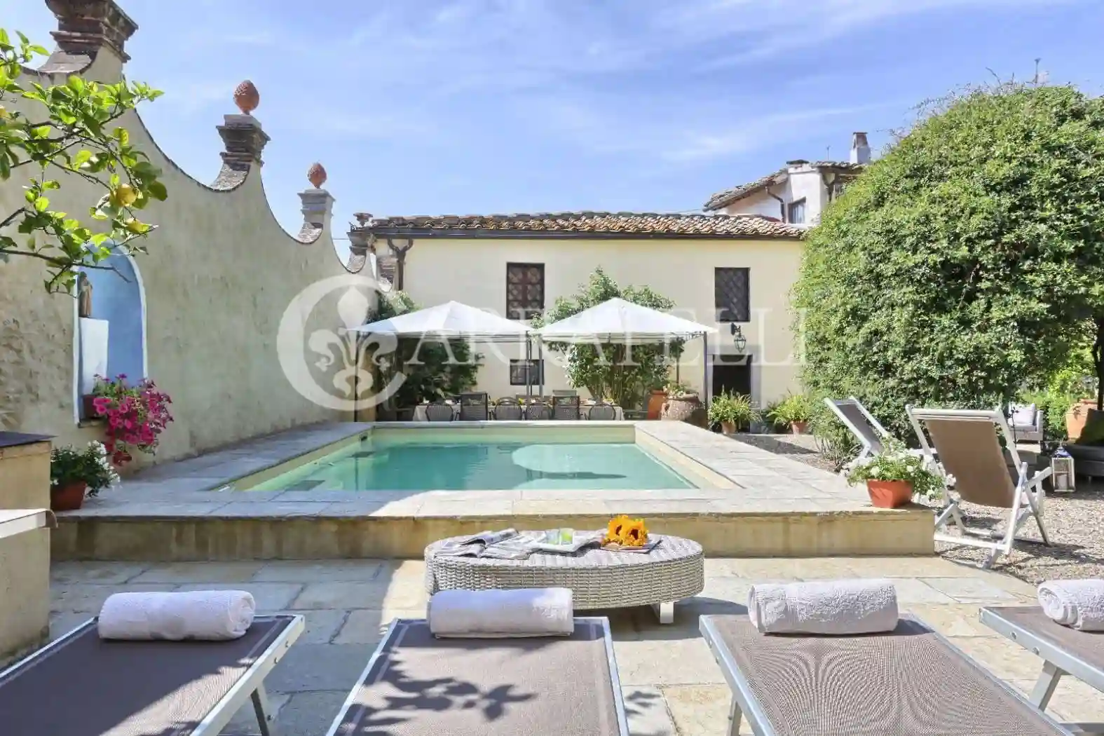 Villa - foto 2