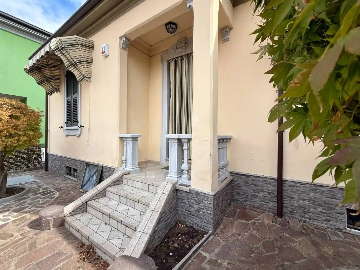 Villa in vendita a Voghera