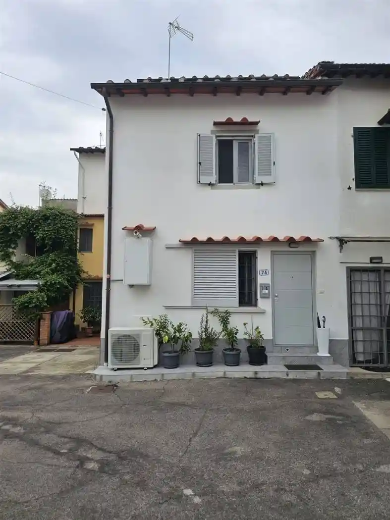 Casa indipendente in vendita a Firenze
