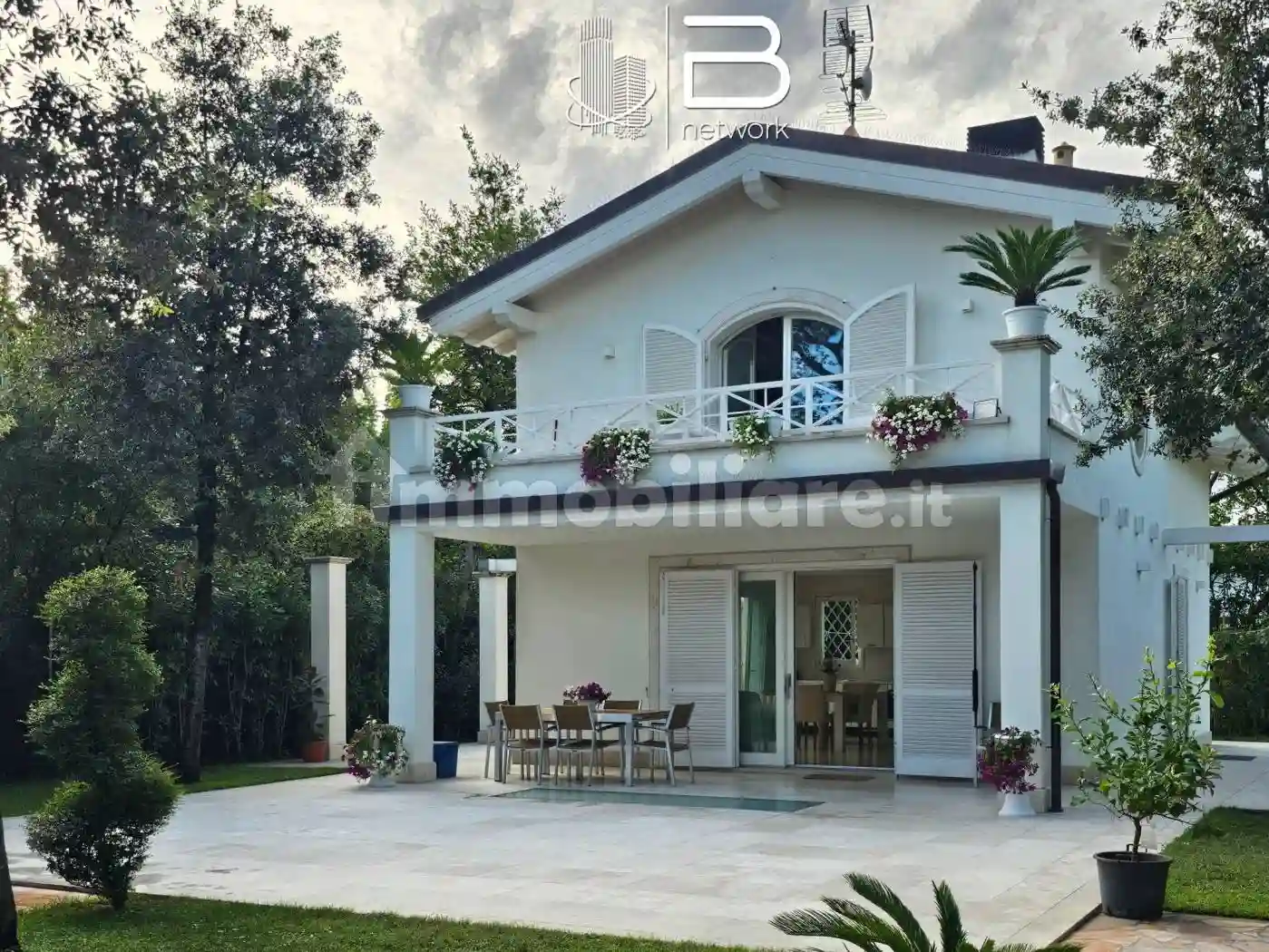 Villa - foto 2
