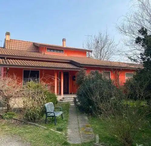 Villa in vendita a Papozze