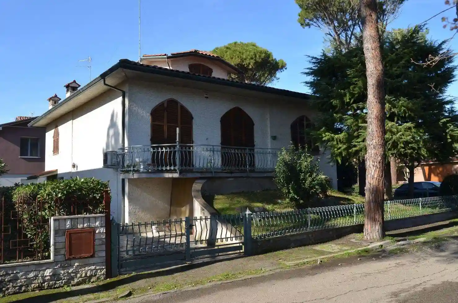 Villa - foto 2