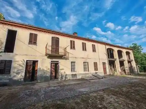 Rustico - Casale in vendita a Portacomaro