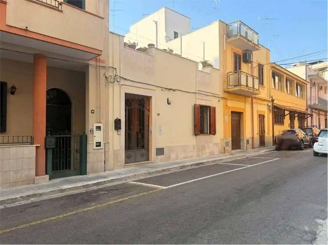 Casa indipendente in vendita a Brindisi