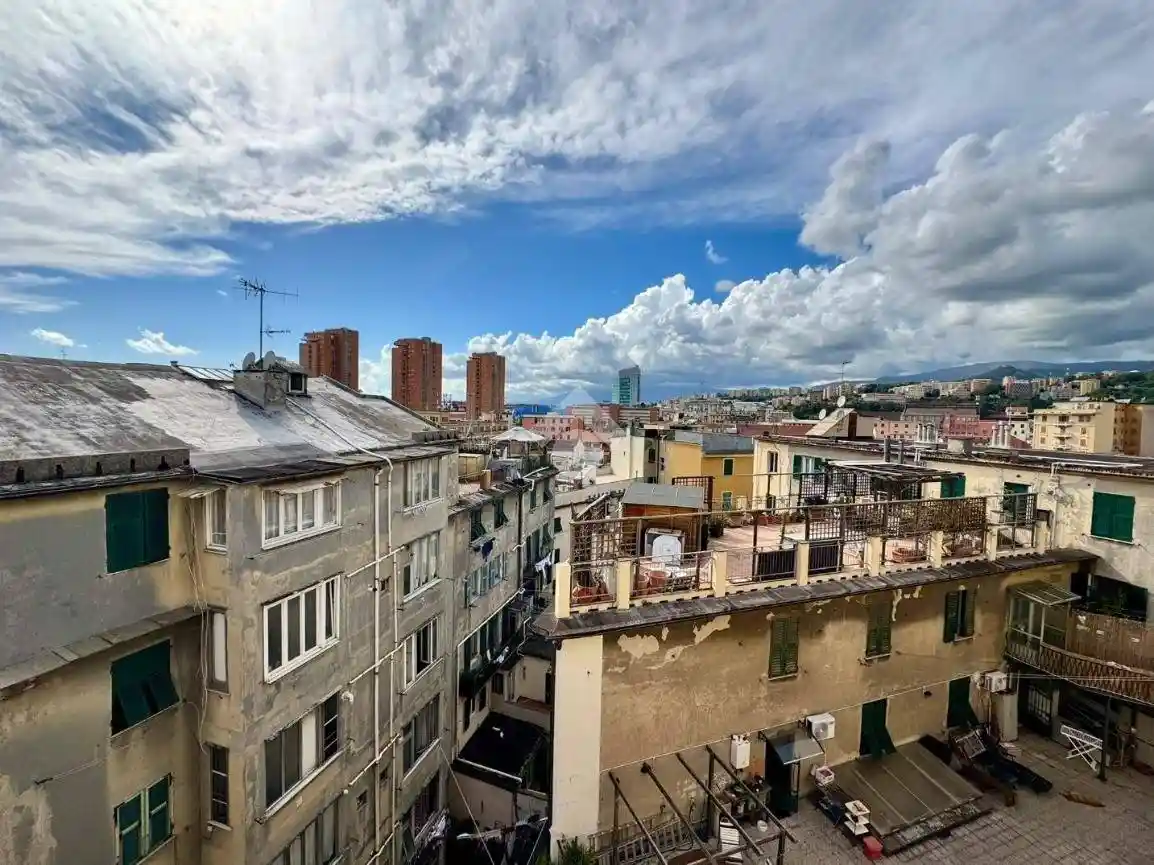 Appartamento in vendita a Genova