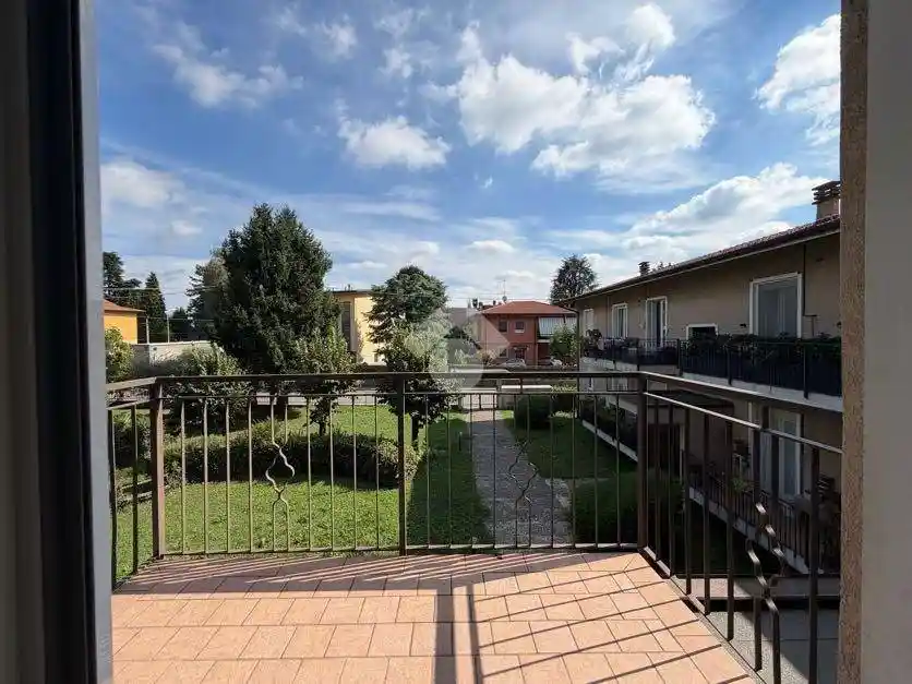 Appartamento in affitto a Casatenovo