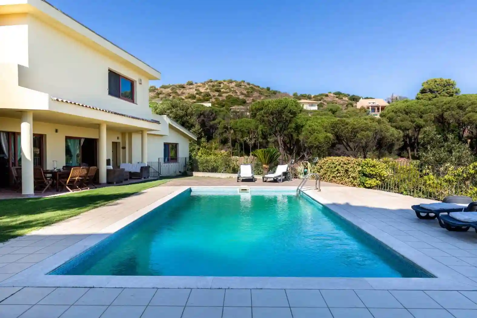 Villa - foto 2