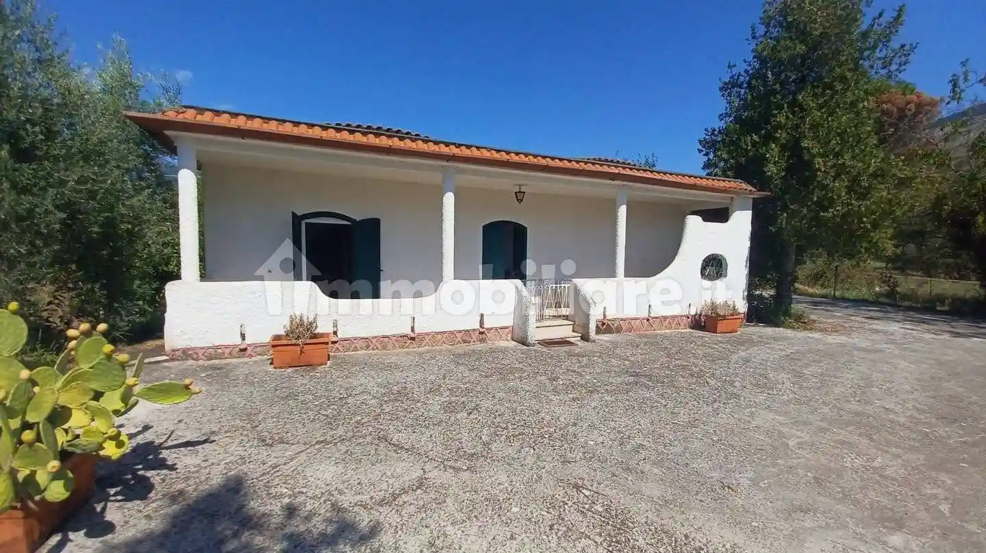 Villa in vendita a Maenza