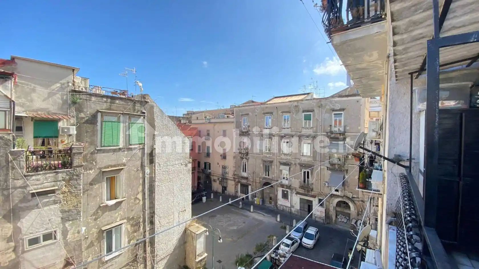 Appartamento in vendita a Napoli