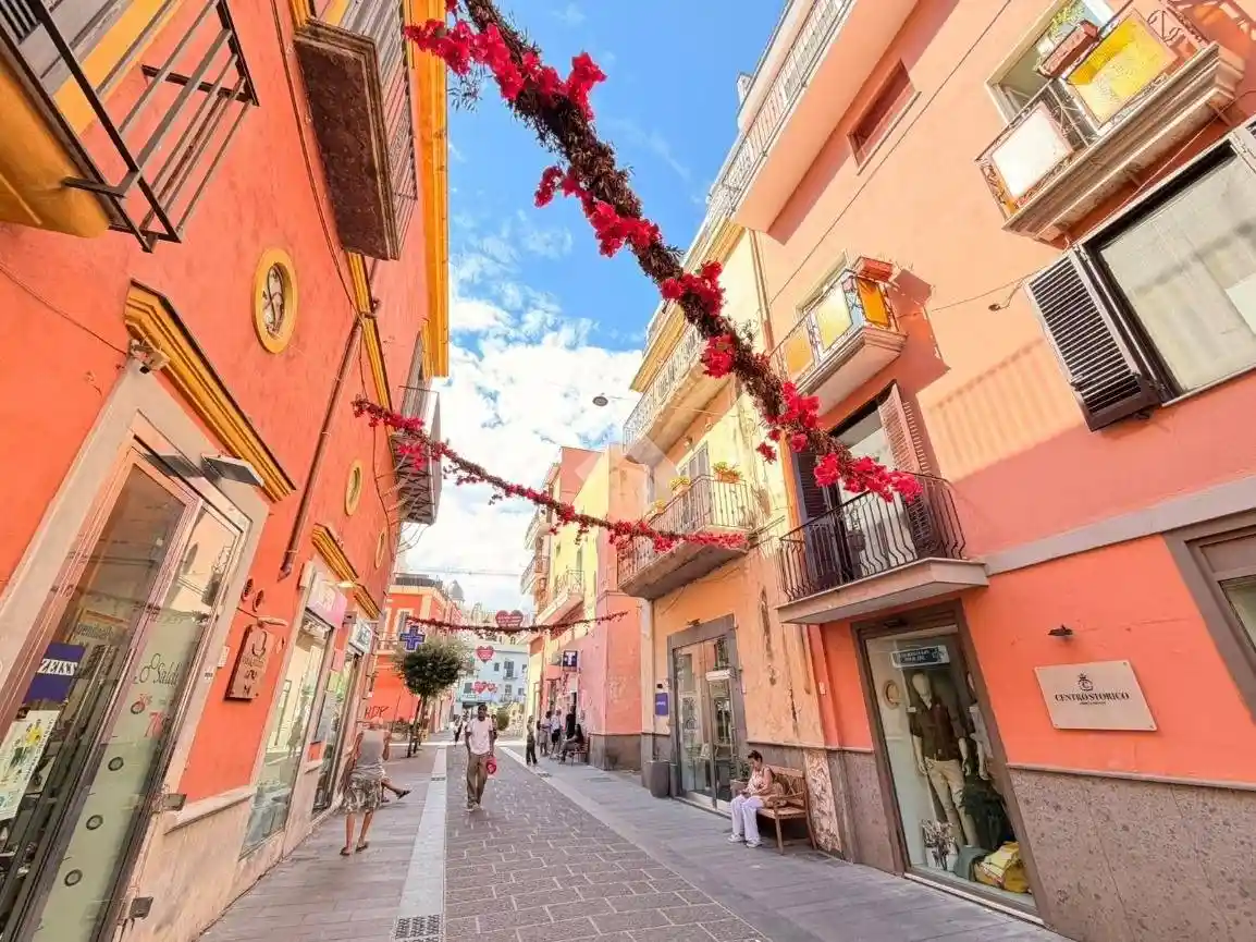 Appartamento in vendita a Pozzuoli