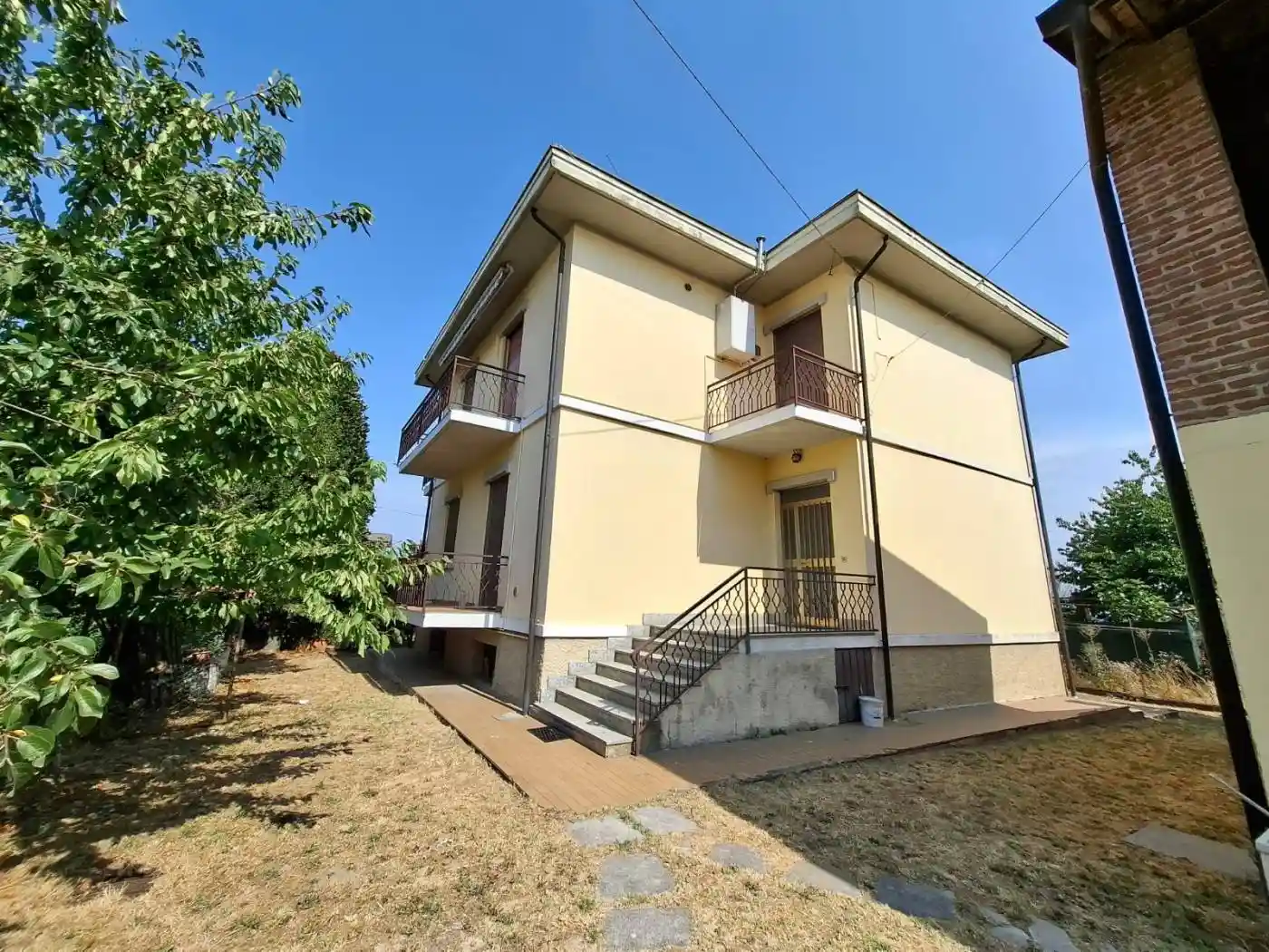 Villa in vendita a Stradella