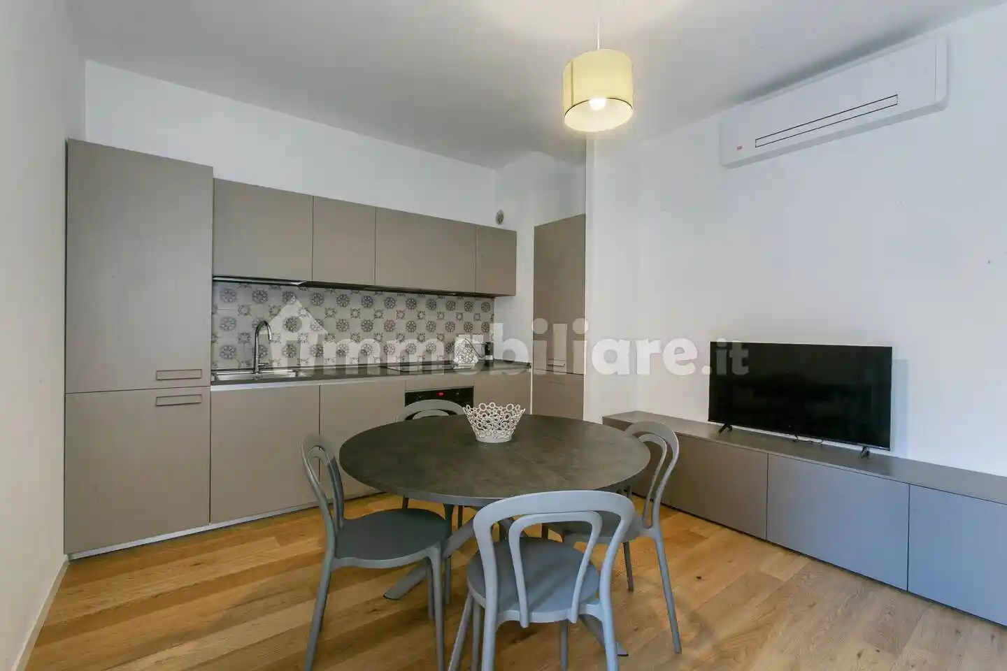 Palazzo - Edificio in affitto a Roma