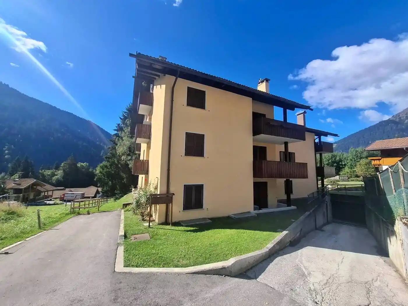 Appartamento in vendita a Pinzolo