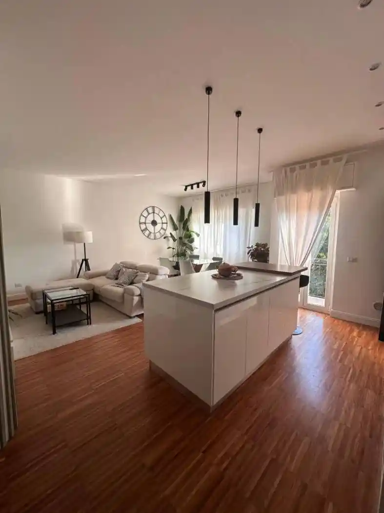 Appartamento in vendita a Monza