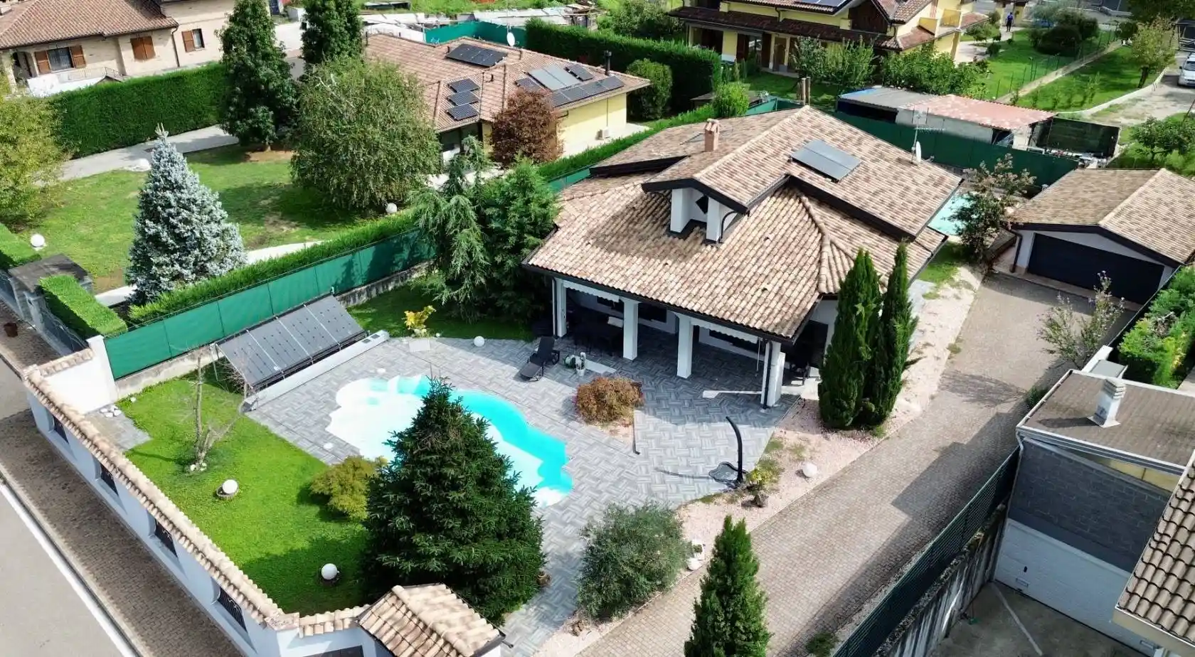 Villa in vendita a Limido Comasco