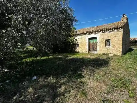 Rustico - Casale in vendita a Casalbordino