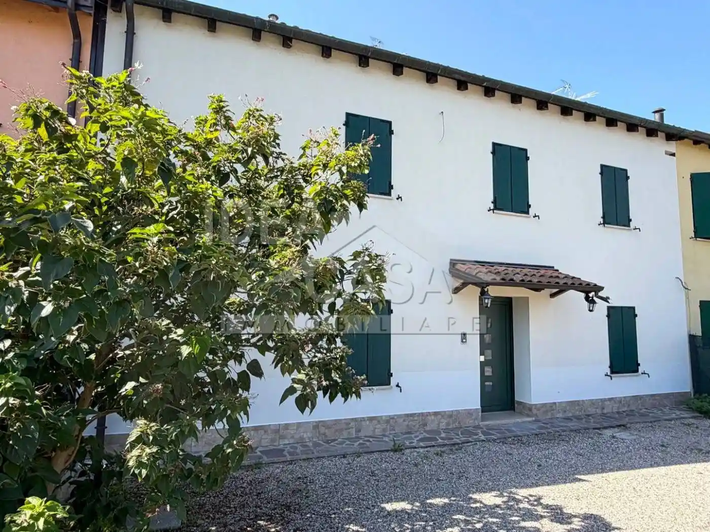 Villetta a schiera in vendita a Mirandola
