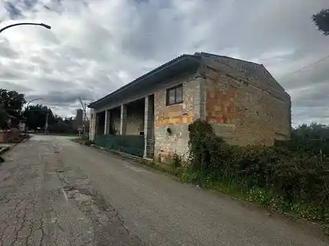 Rustico - Casale in vendita a Casalbordino