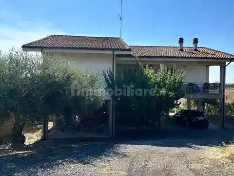 Villa in vendita a Villalfonsina