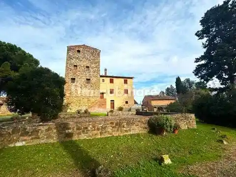 Villa in vendita a Gambassi Terme