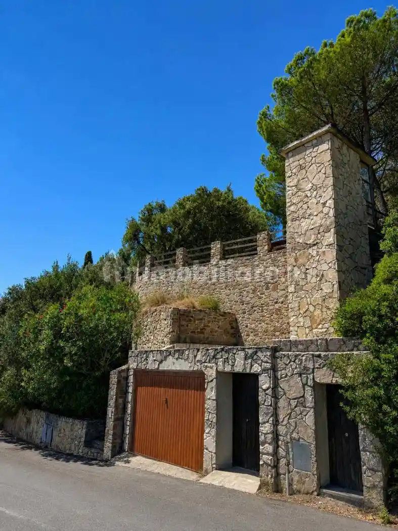 Villa in vendita a Castiglione della Pescaia