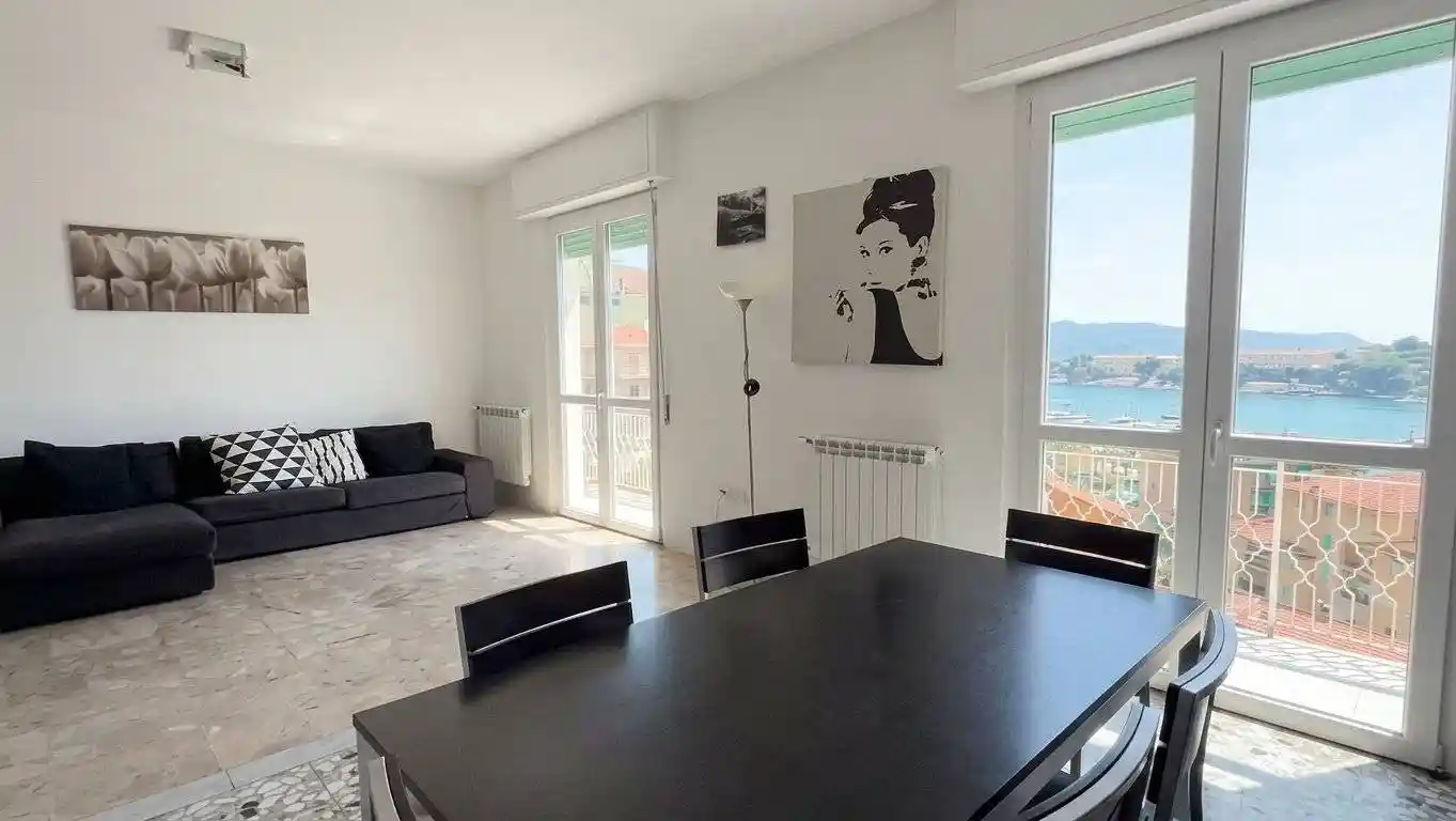 Appartamento in vendita a Portovenere