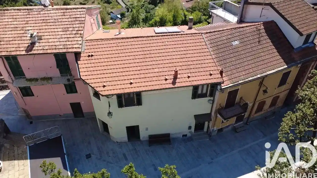 Casa indipendente in vendita a Carro