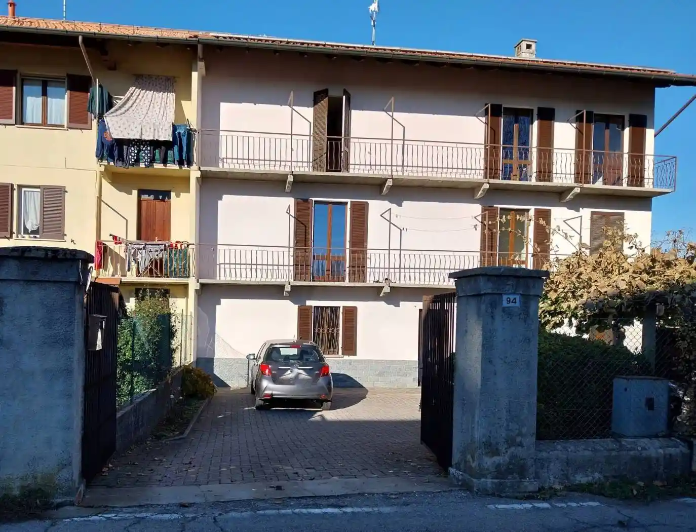 Casa indipendente in vendita a Castelletto Sopra Ticino