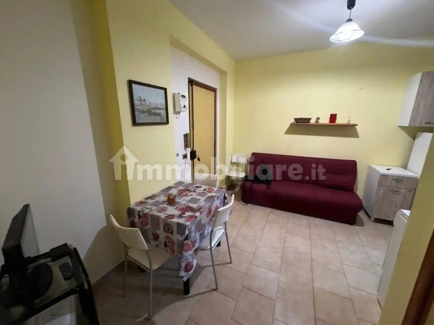 Appartamento in affitto a Stalettì