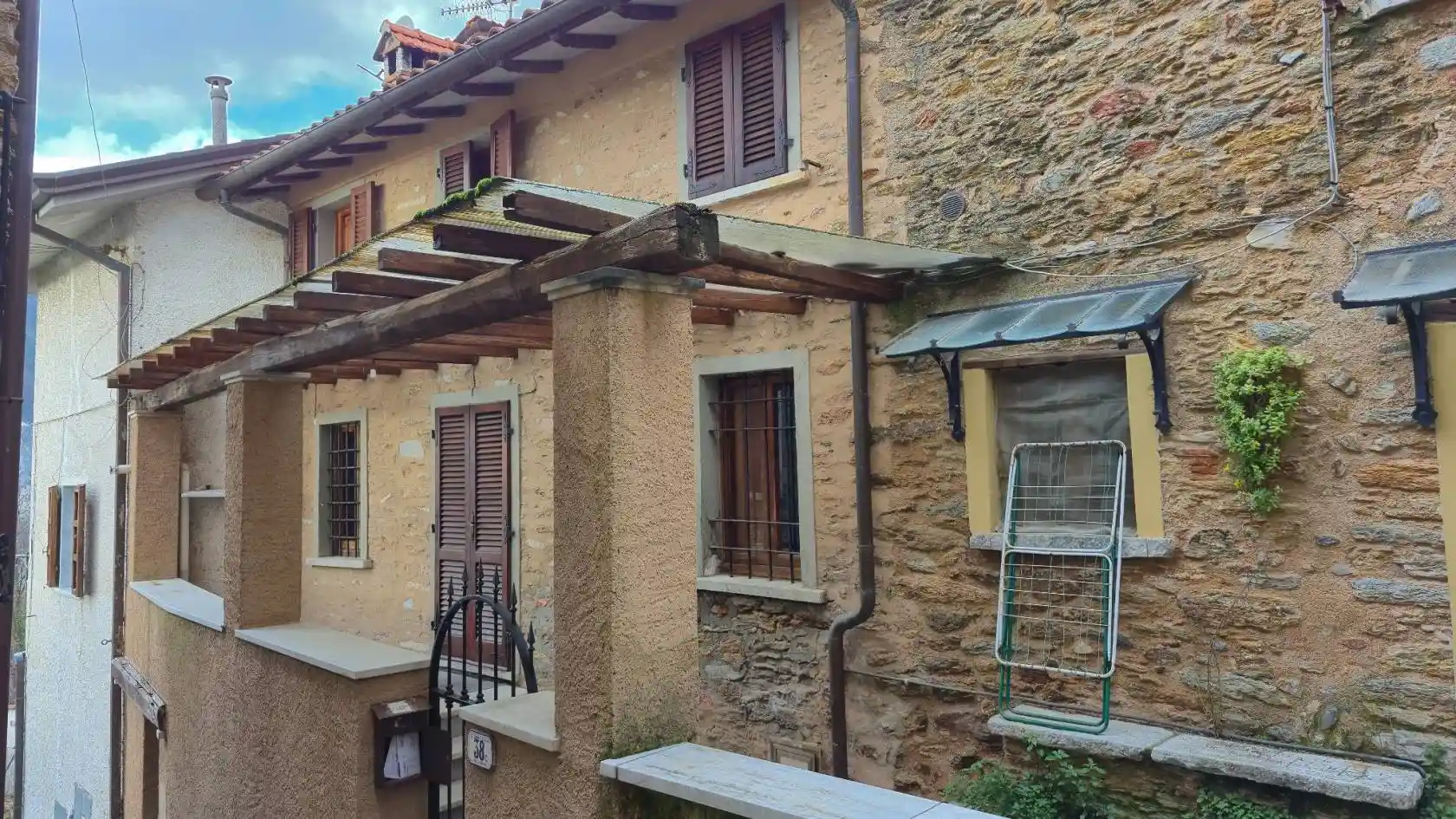 Casa indipendente in vendita a Seravezza