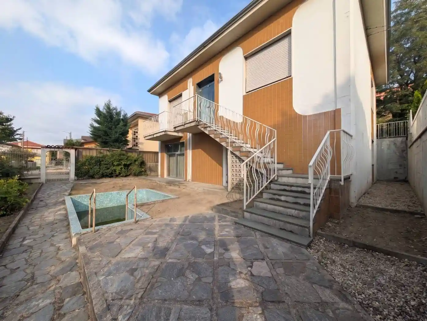 Villa in vendita a Busto Arsizio